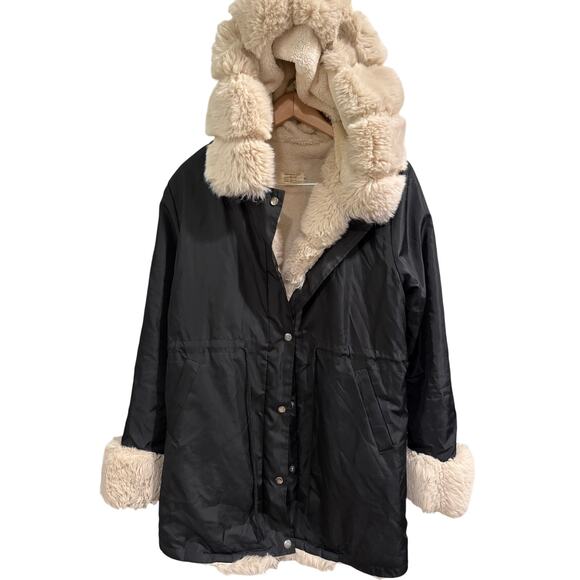 ASA Fashion Group Black and Cream Teddy Jacket Plush Trim and Hood - Picture 4 of 8